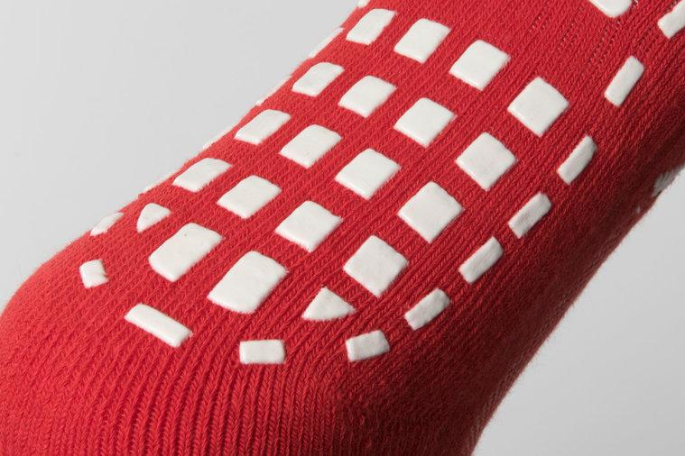 ATAK SHOX Mid-Leg Grip Socks Red